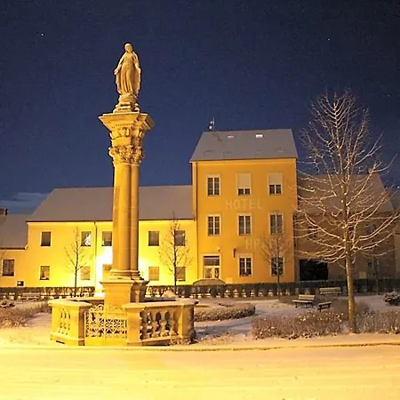 Hradec 3* Mlazovice