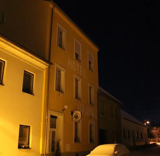 Hradec Hotel 3*